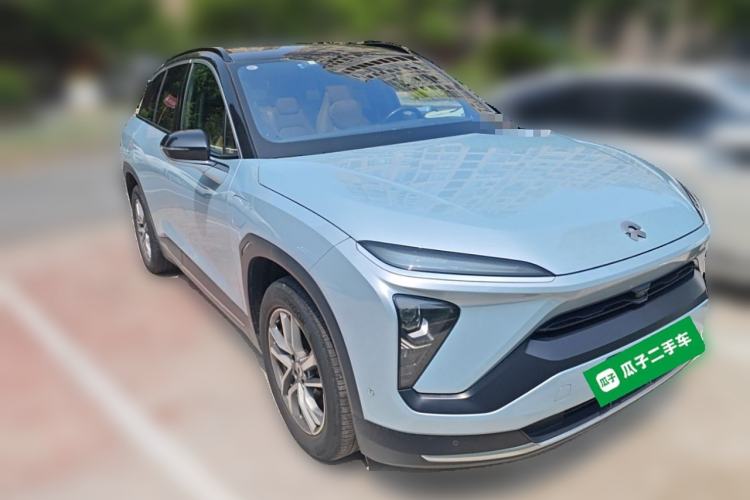 Used Nio ES6 2022 75 kWh Sport Edition Front Right 45 Deg