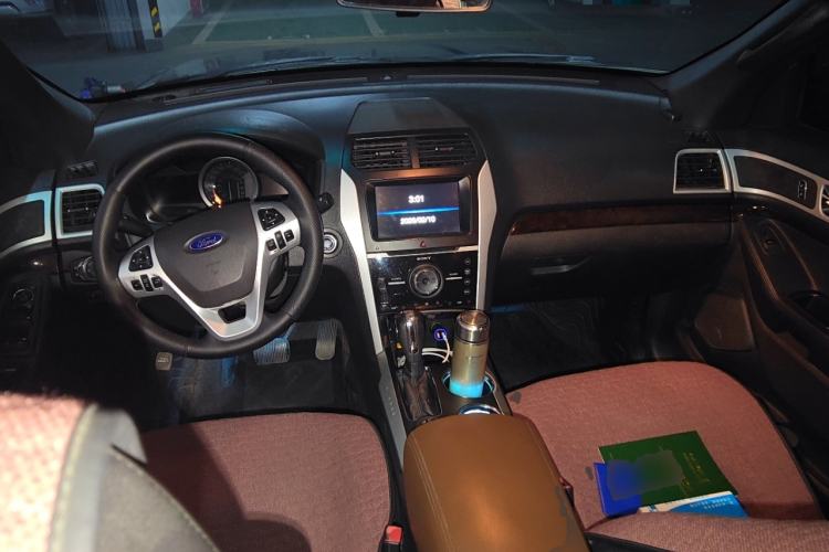 Used Ford Explorer 2013 3.5L Deluxe Model