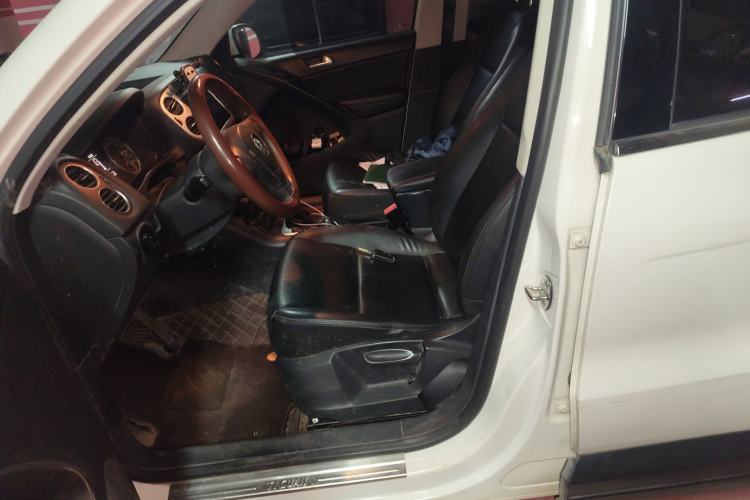 Used Volkswagen Tiguan 2015 1.8TSI Automatic Two-Wheel Drive Trend Edition Left Front Seat