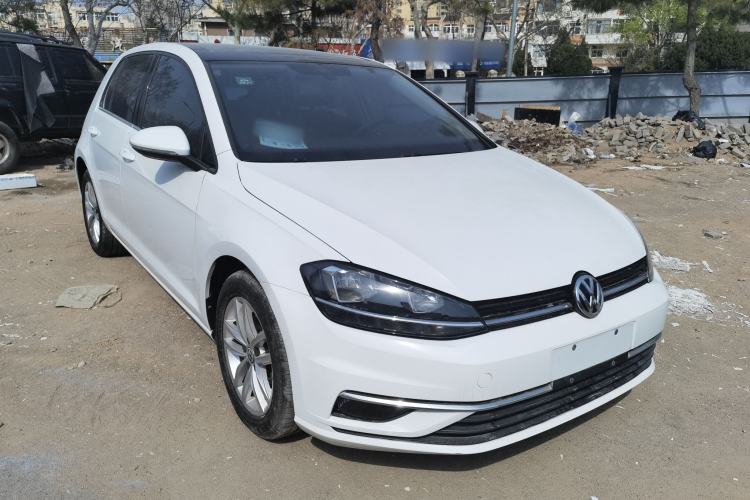 Used Volkswagen Golf 2019 280TSI DSG Comfort Version China VI Standard Front Right 45 Deg