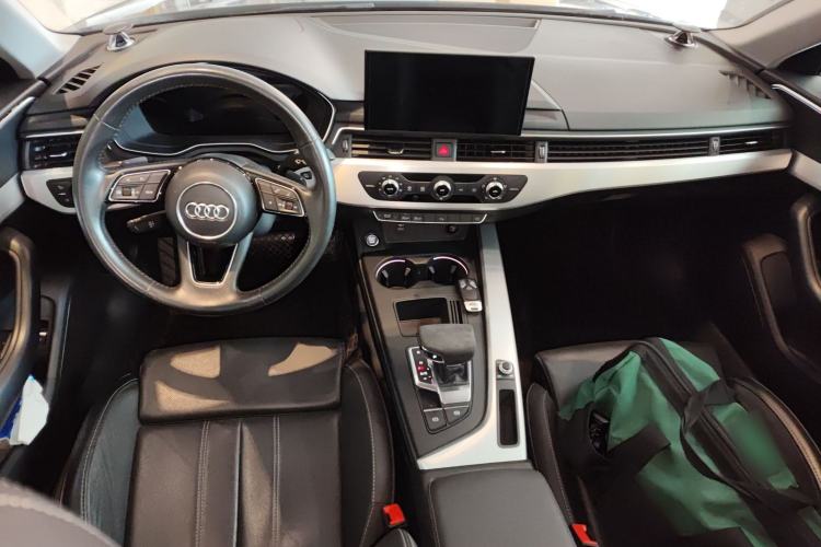 Used Audi A4L 2020 40 TFSI Fashion Dynamic Model Center Console