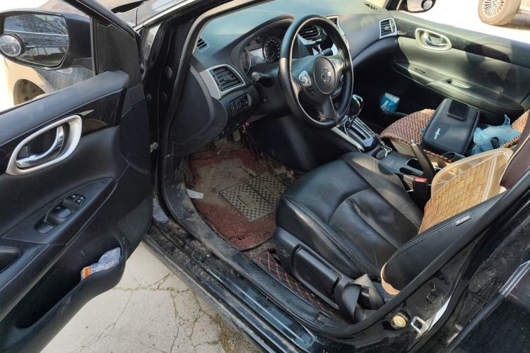 Used Nissan Sylphy 2019 1.6XV CVT Smart Connect Luxury Edition China VI Standard Driver Seat