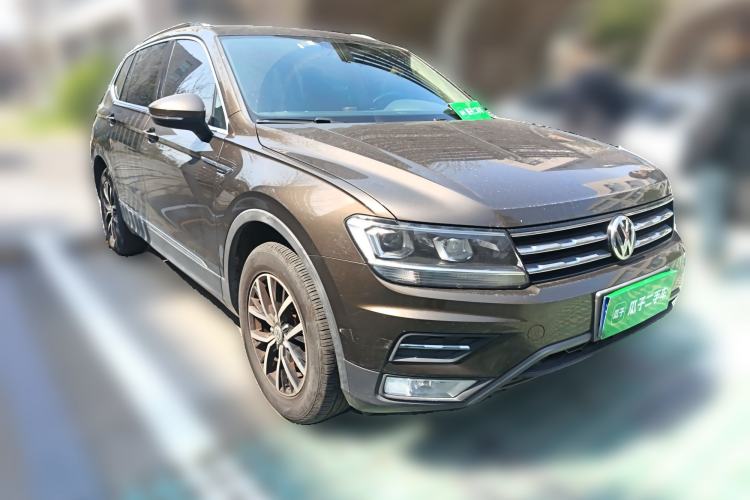 Used Volkswagen Tiguan L 2017 330TSI Automatic Two-Wheel Drive Luxury Edition