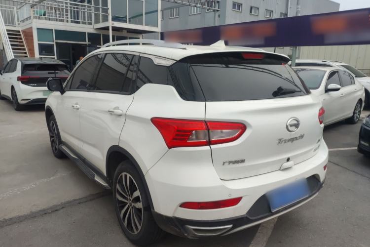 Used GAC Trumpchi GS4 2017 235T Manual Two-Wheel Drive Luxury Edition
