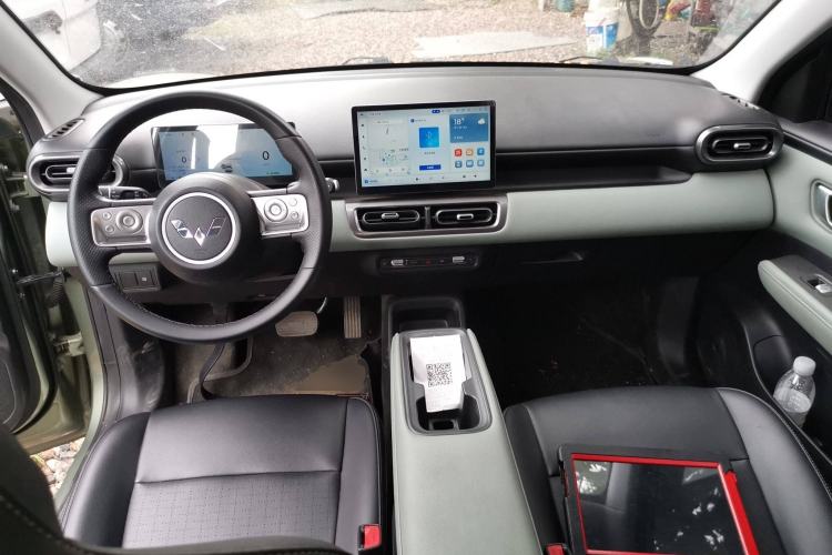 Used Wuling Bingo PLUS 2024 510 km Flagship Edition Four-Seater Version
