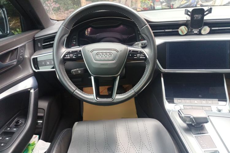 Used Audi A6L New Energy 2020 55 TFSI e quattro Steering Wheel