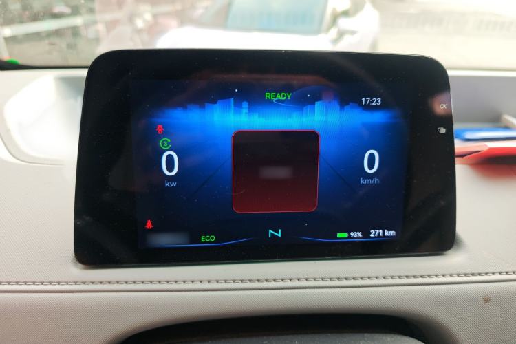 Used JMC E Fushun 2025 Model, Open Window Version, 53.58 kWh, Mid-axle, Mid-roof