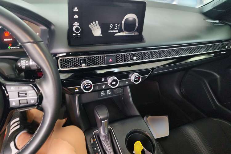 Used Honda Civic 2022 240TURBO CVT Dynamic Edition
