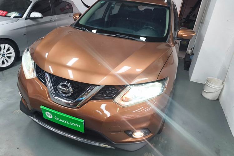 Used Nissan X-Trail 2016 2.0L CVT Smart Enjoyment Version 4WD
