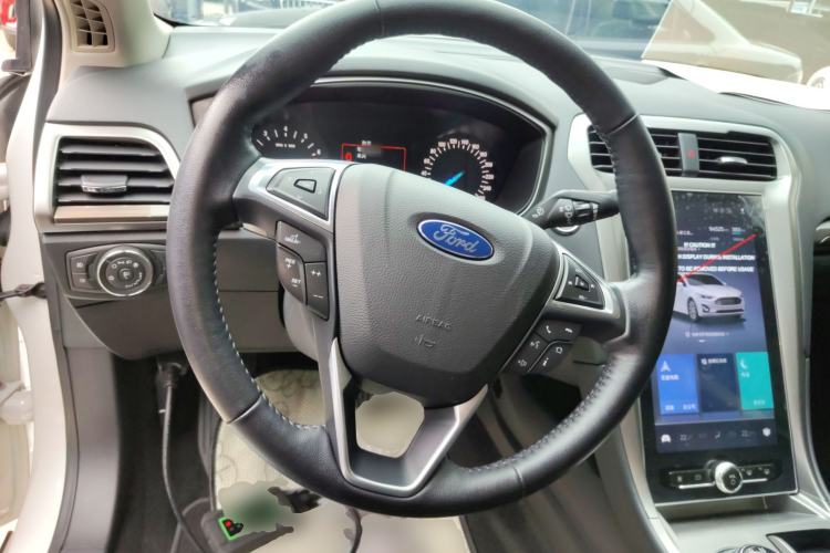 Used Ford Mondeo 2020 EcoBoost 180 Stylish Model Steering Wheel