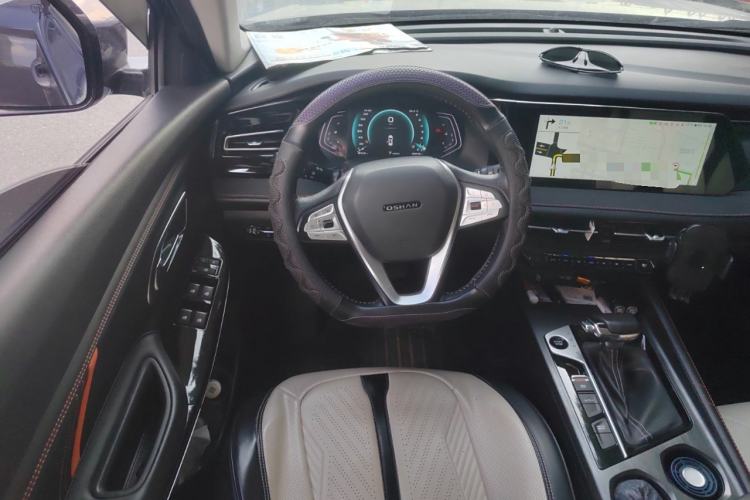 Used CHANGAN OSHAN X7 PLUS 2022 1.5T Blue Whale Edition Automatic Prestige Version Steering Wheel