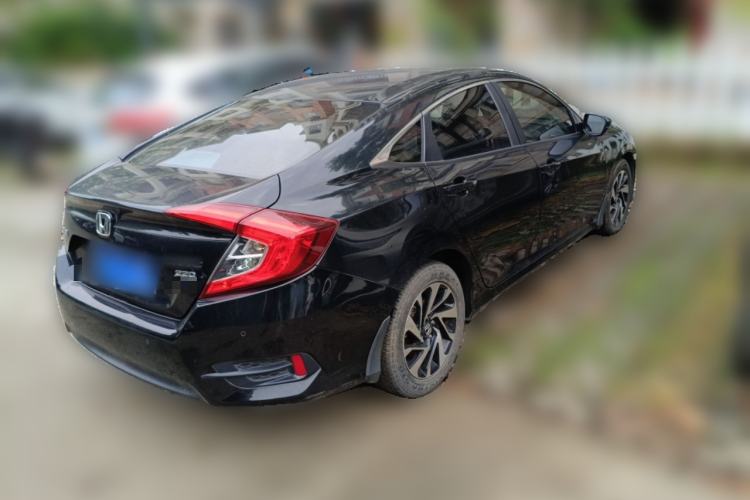 Used Honda Civic 2016 220TURBO CVT Luxury Edition
