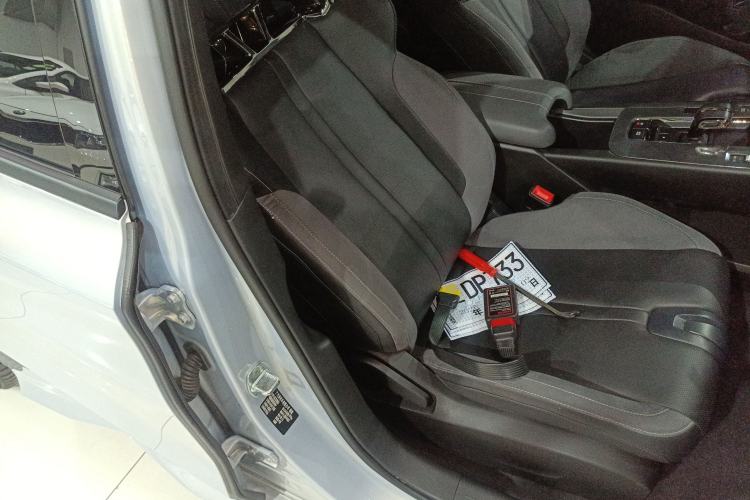 Used GAC Trumpchi EMPOW 2024 400T Automatic Yingbao R PRO Edition