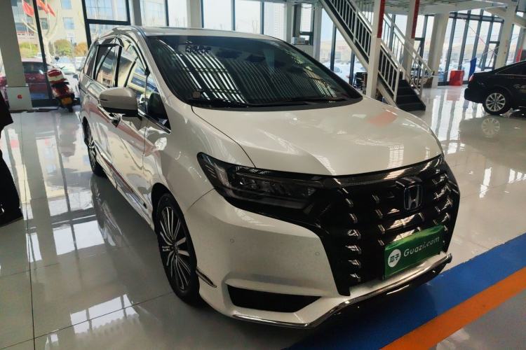 Used Honda Elysion 2022 2.0L eHEV Luxury Edition
