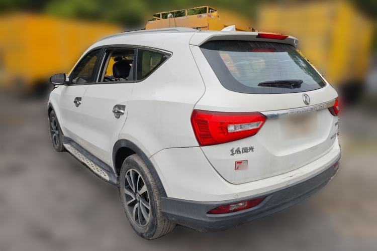 Used Dongfeng Fengon 580 2016 1.5T Manual Luxury Edition
