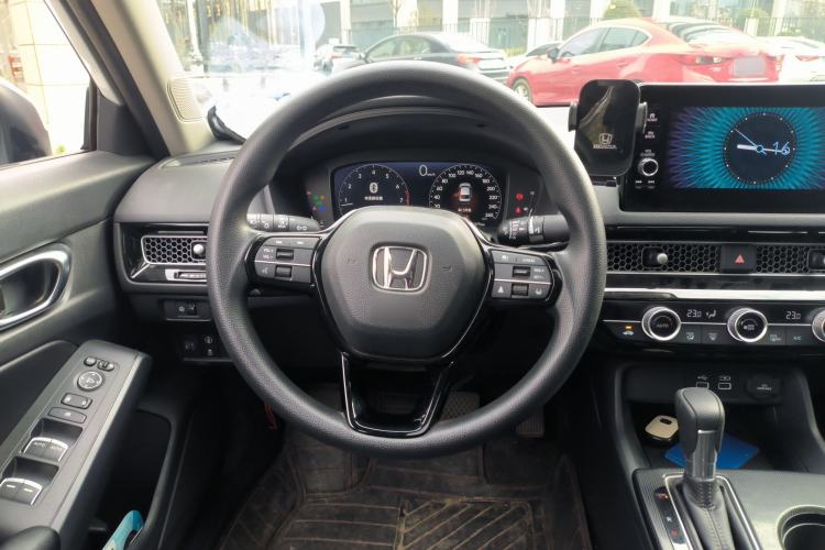 Used Honda Civic 2023 240TURBO CVT Dynamic Edition
