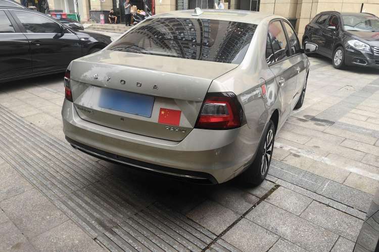Used Skoda Rapid 2019 1.5L Automatic Standard Edition
