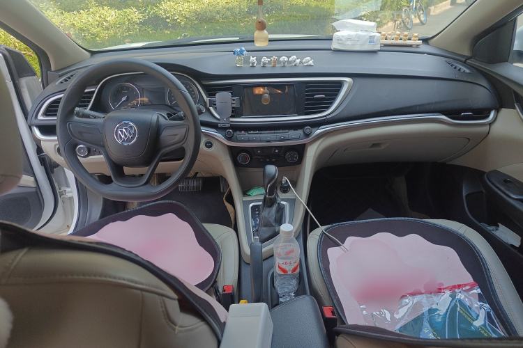 Used Buick GT 2021 Exemplar 1.5L Automatic Elite Version Center Console