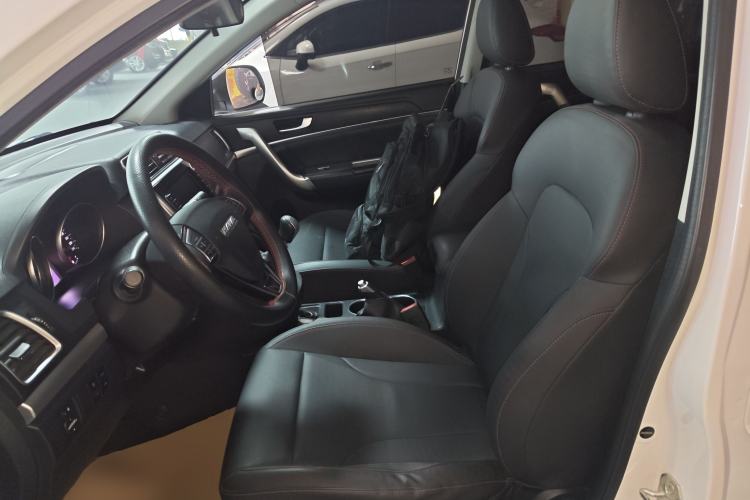 Used Haval M6 2019 1.5T Manual Two-Wheel Drive Elite Version China VI Standard