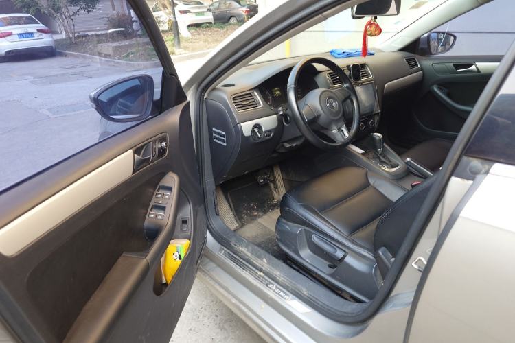 Used Volkswagen Sagitar 2014 1.6L Automatic Comfort Model