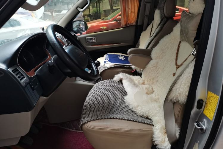 Used Jinbei Grace 2016 2.0L Classic Edition Standard Model Short Wheelbase 7 Seats