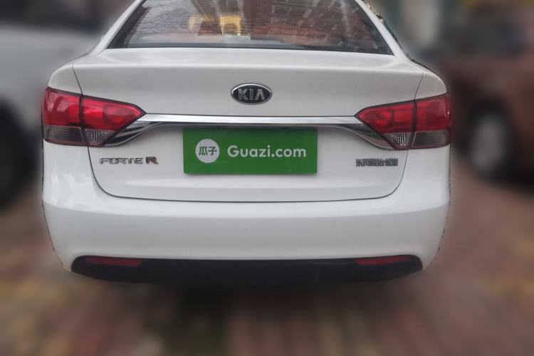 Used Kia Forte 2014 1.6L MT GL
