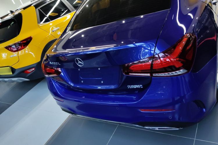 Used Mercedes-Benz A-Class 2020 Restyled A 200 L Sport Sedan Fashion Version
