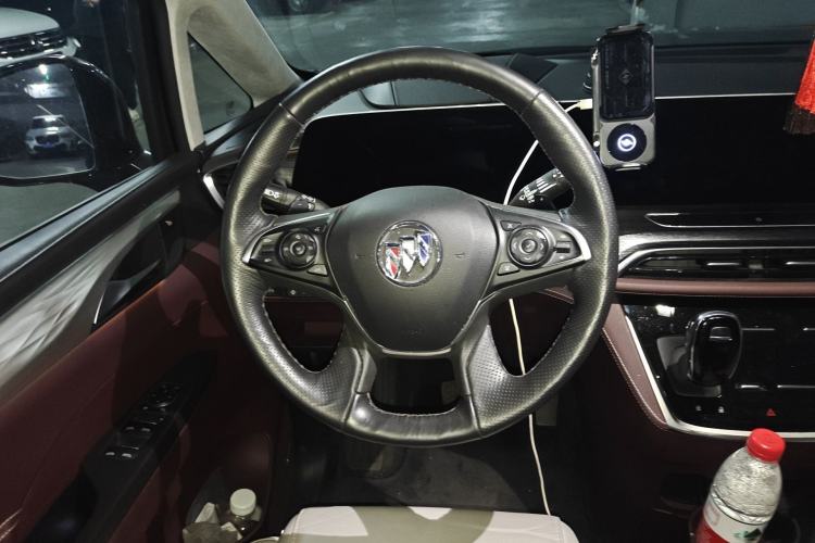 Used Buick GL8 2022 Facelifted Avenir Aivia 7-Seater Premium Edition Steering Wheel