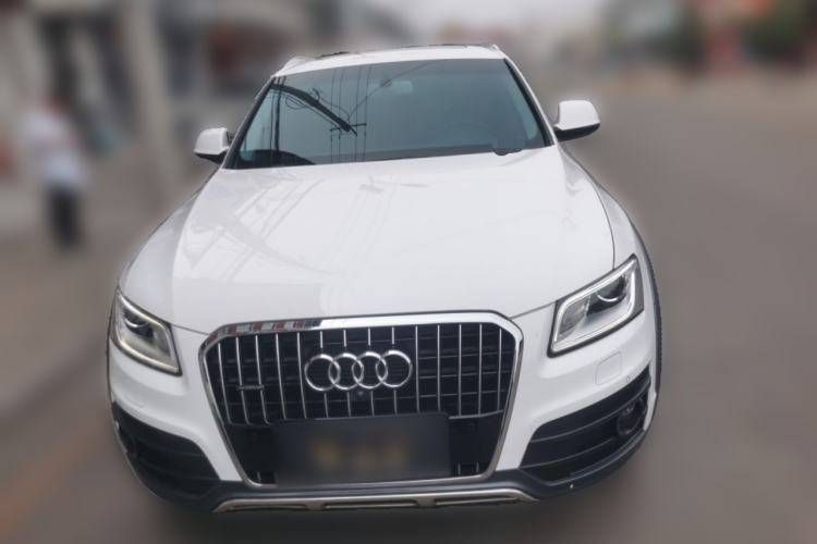 Used Audi Q5 2017 Plus 40 TFSI Technology Model
