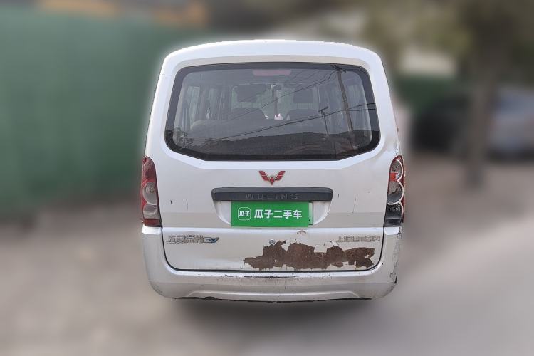 Used Wuling Rongguang EV 2020 Basic Version 7-Seater 300 km
