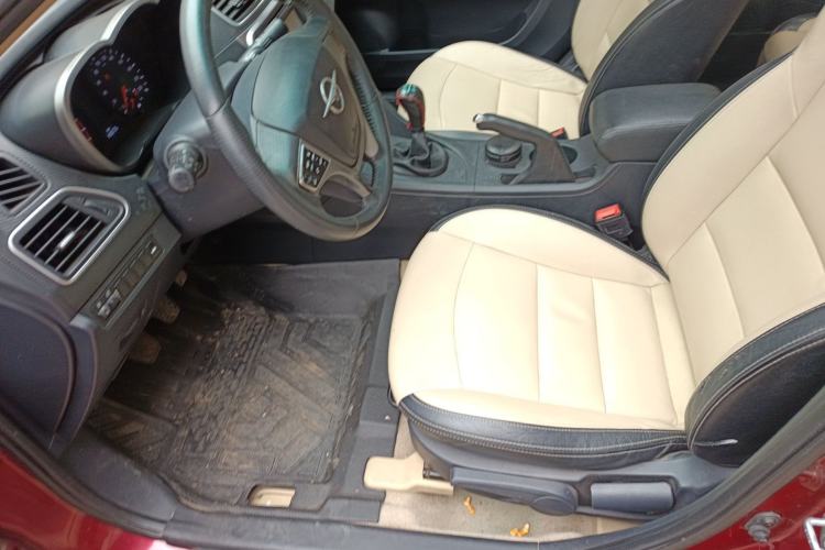 Used Haima Fumei 2015 M5 1.6L Manual "Beloved Edition" Left Front Seat