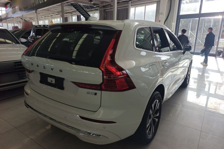 Used Volvo XC60 2025 B5 4x4 Smart Luxury Edition
