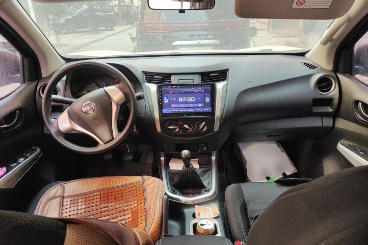 Used Nissan Navara 2017 2.5L Manual Two-Wheel Drive Standard Edition QR25