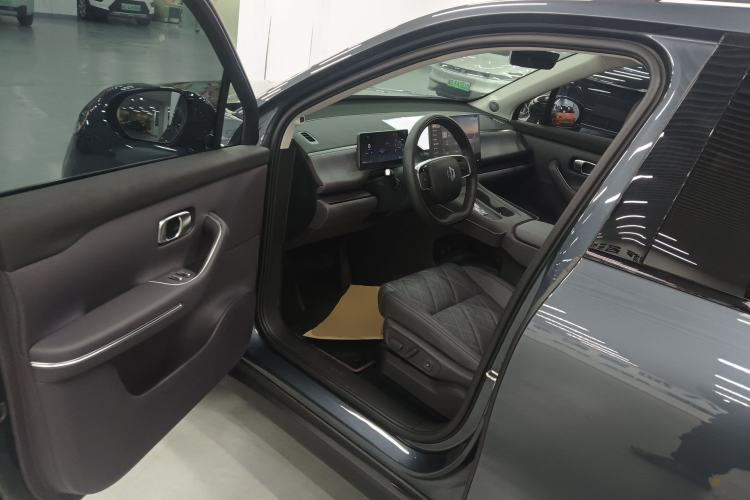 Used Leapmotor C16 2026 Pure Electric 630 LiDAR Zhizun Edition 5 Seats