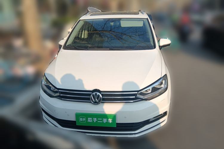 Used Volkswagen Touran 2016 Volkswagen Touran L 280TSI DSG Comfort Edition Front