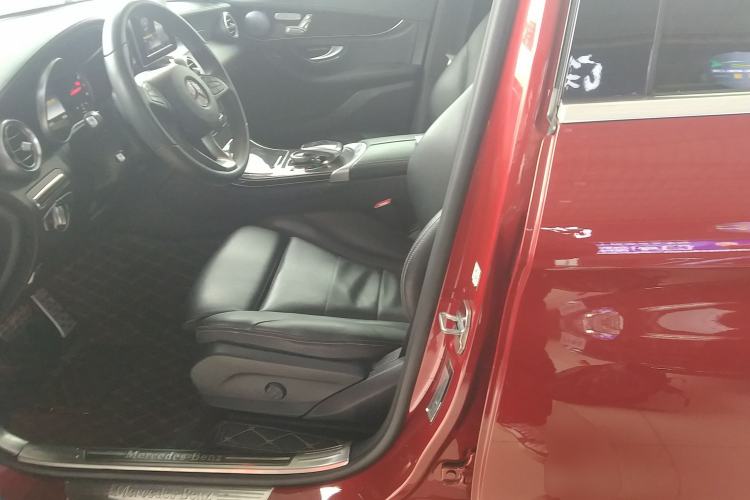 Used Mercedes-Benz GLC 2016 GLC 260 4MATIC Dynamic Edition Left Front Seat