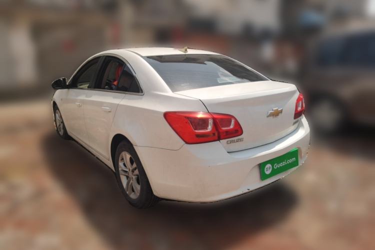 Used Chevrolet Cruze 2015 1.5L Classic SE MT Rear Left 45 Deg