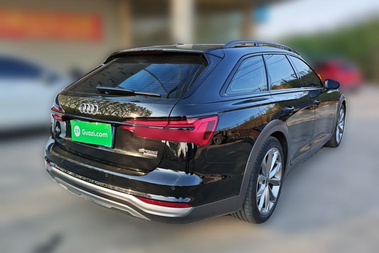 Used Audi A6 2024 allroad quattro 55 TFSI Prestige Off-Road Model