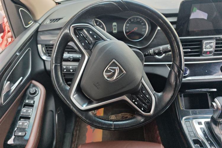Used Baojun 560 2017 1.5T DCT Flagship Model 7 Seats
