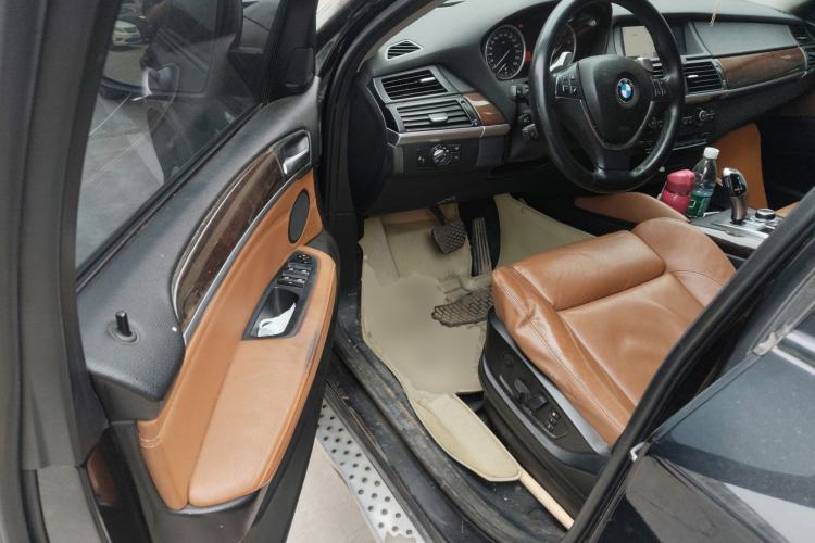 Used BMW X6 2011 xDrive35i
