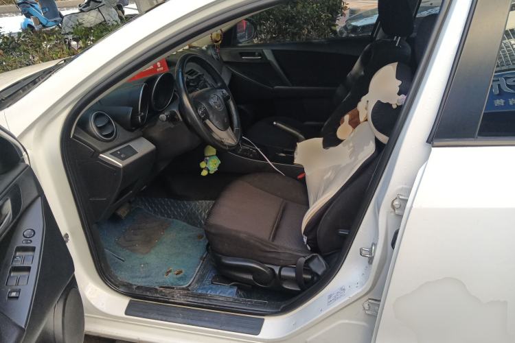 Used Mazda 3 2013 Sedan 1.6L Automatic Elite Model Left Front Seat