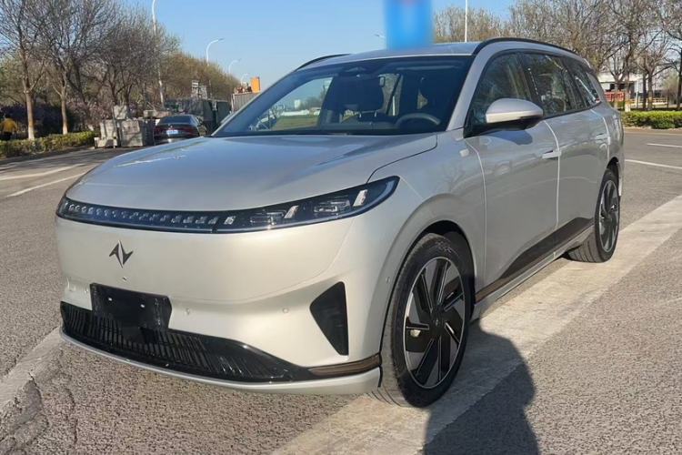 Used Dongfeng eπ eπ008 2024 210Max Range-Extended Version 6 Seats
