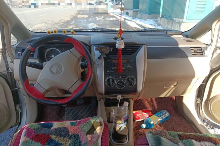 Used Venucia D50 2012 1.6L Manual Luxury Edition