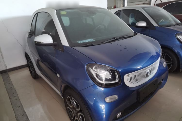 Used smart fortwo 2017 1.0L 52kW New Sound Special Edition China V Emission Standard