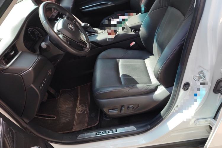 Used Toyota Harrier 2022 Dual-Engine 2.5L CVT Four-Wheel Drive Luxury Edition Left Front Seat