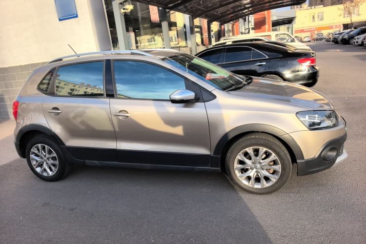Used Volkswagen Polo 2014 1.6L Cross Polo Manual
