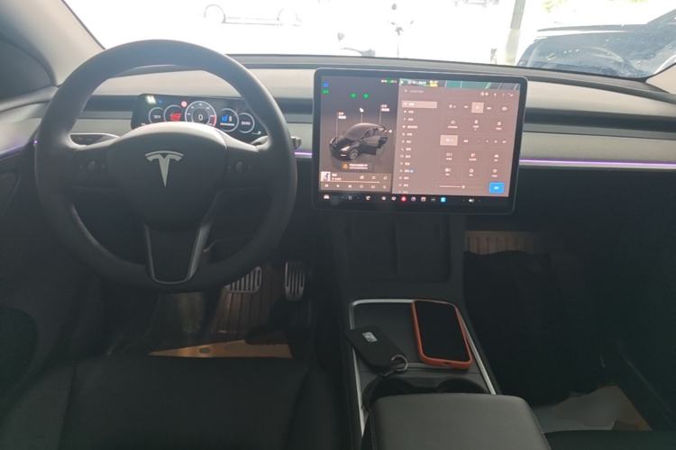 Used Tesla Model Y 2023 Rear-Wheel-Drive Version