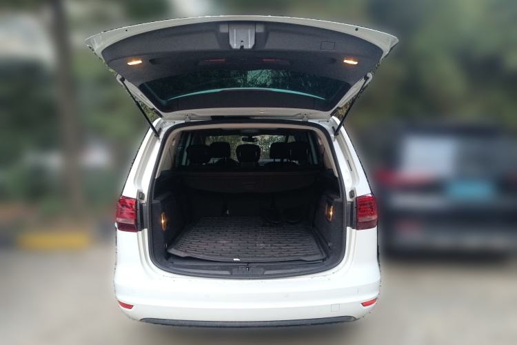 Used Volkswagen Sharan 2016 380TSI Comfort Edition 7-Seater
