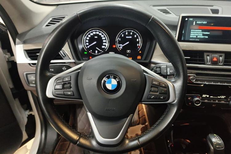 Used BMW X1 New Energy 2019 xDrive25Le Mileage Upgrade Version Steering Wheel