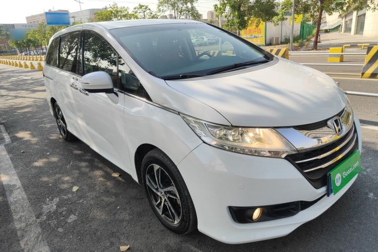 Used Honda Odyssey 2015 Updated Version 2.4L Smart Edition